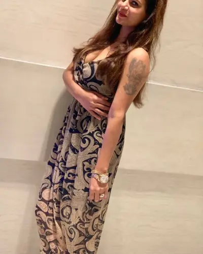 Lakhipur Escort